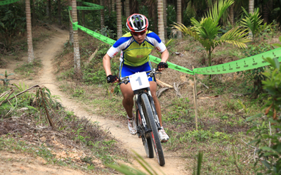 2014全国山地自行车冠军赛-史庆兰在比赛中